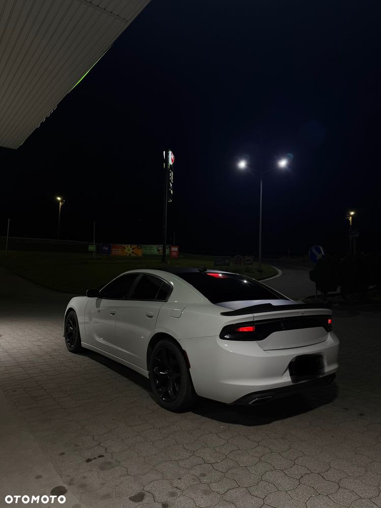 Dodge Charger - 3