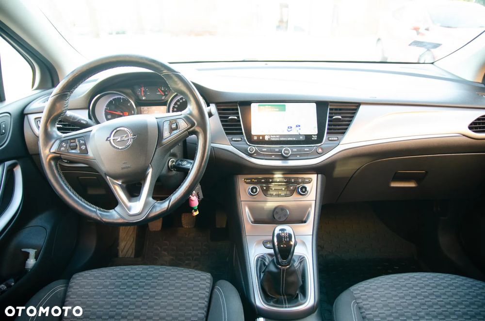 Opel Astra - 17