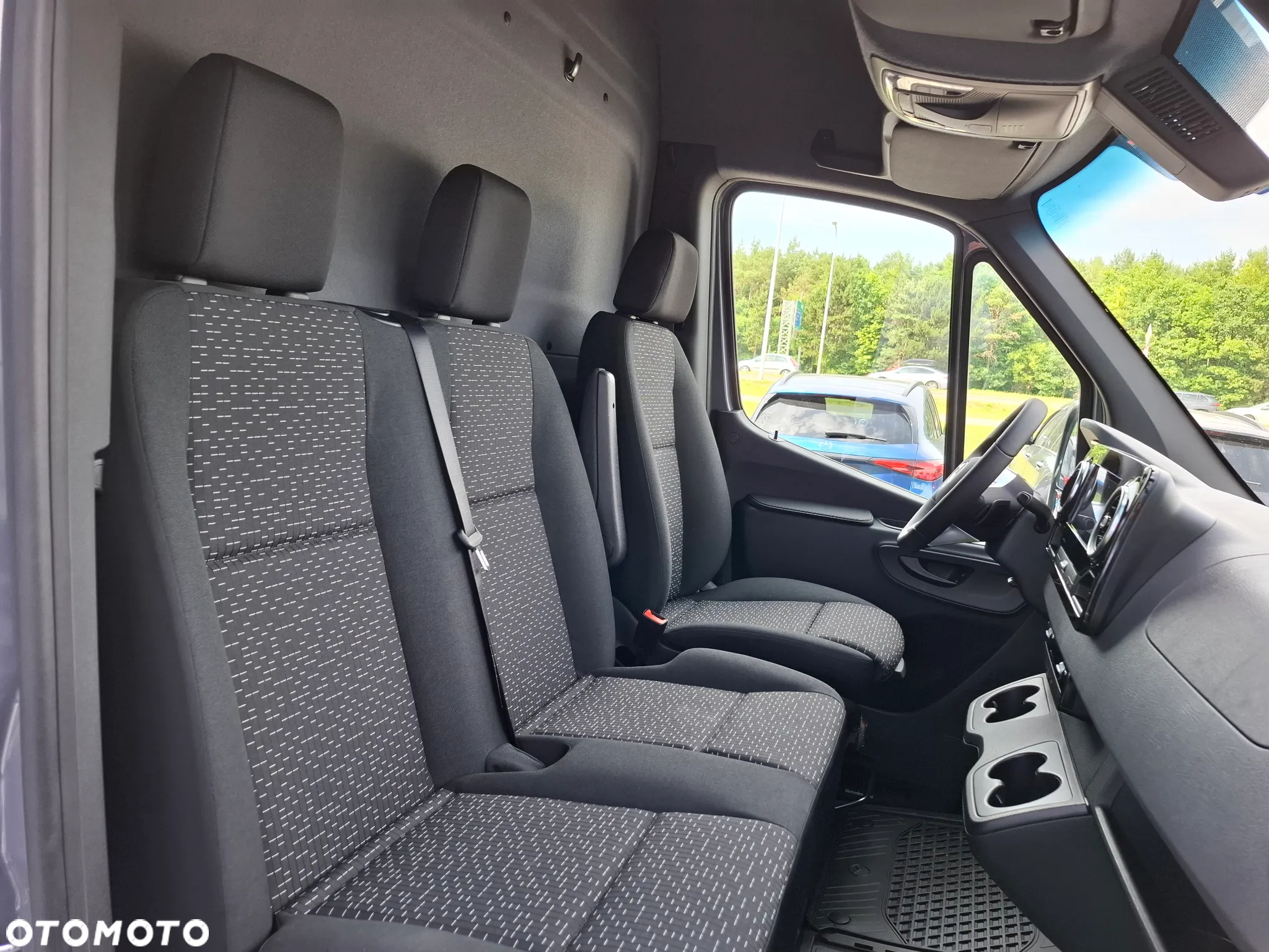 Mercedes-Benz Sprinter 317 CDI Furgon PRO długi 4325 mm L3H2 - 20