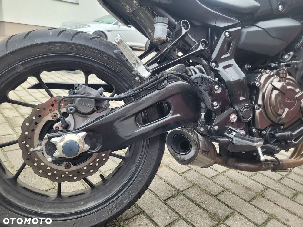 Yamaha MT - 7