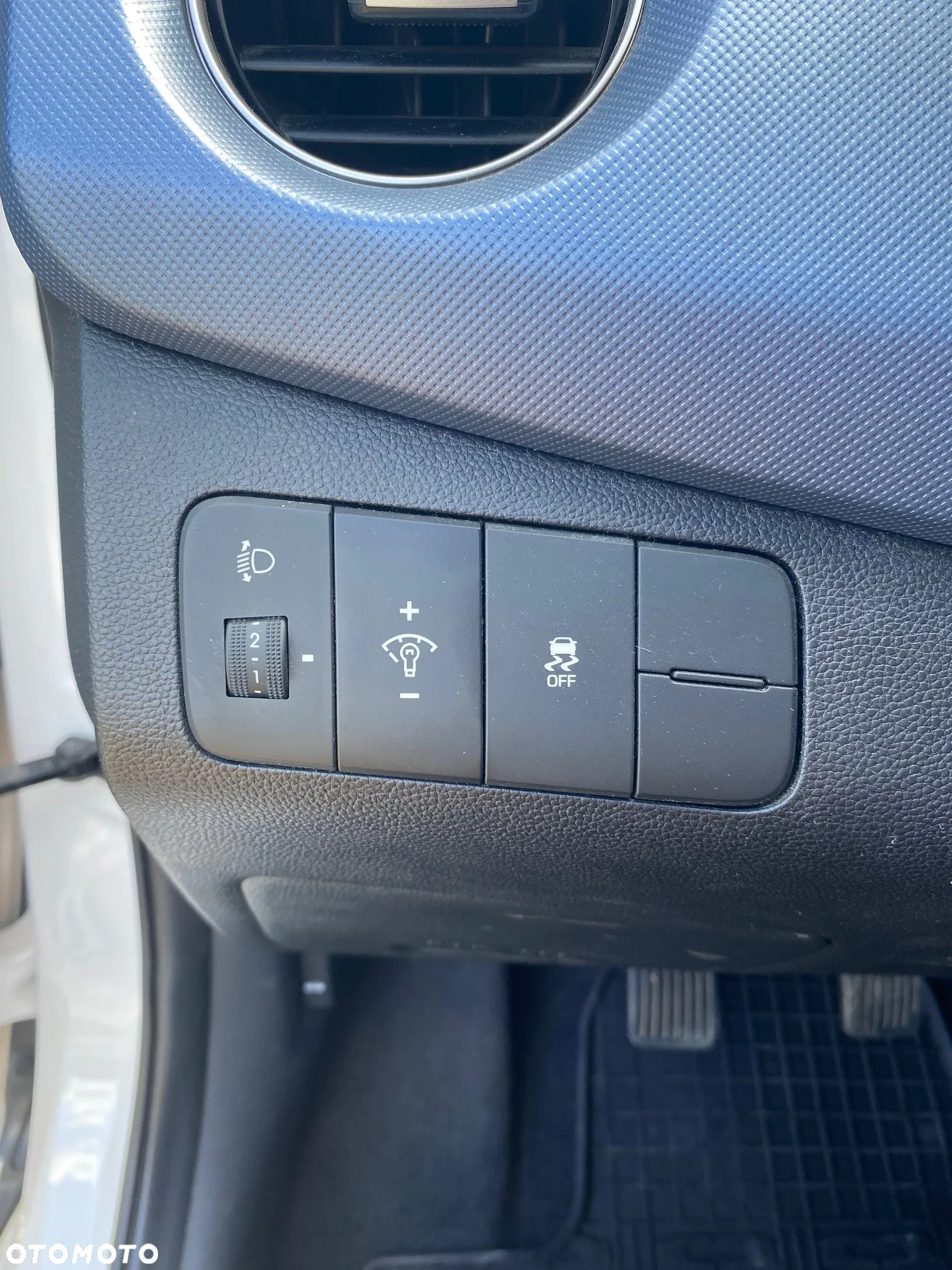 Hyundai i10 - 12