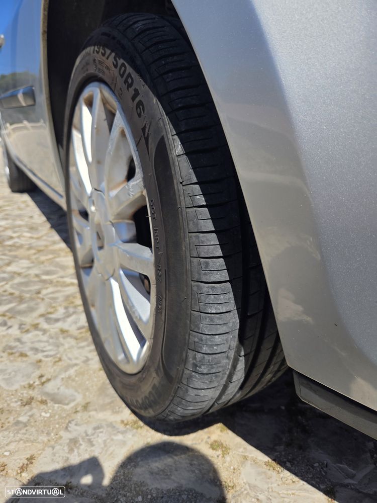 Renault Clio 1.2 TCE Dynamique S - 8