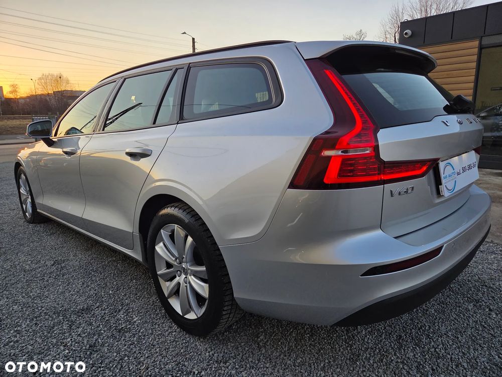 Volvo V60 D3 Momentum Pro - 10