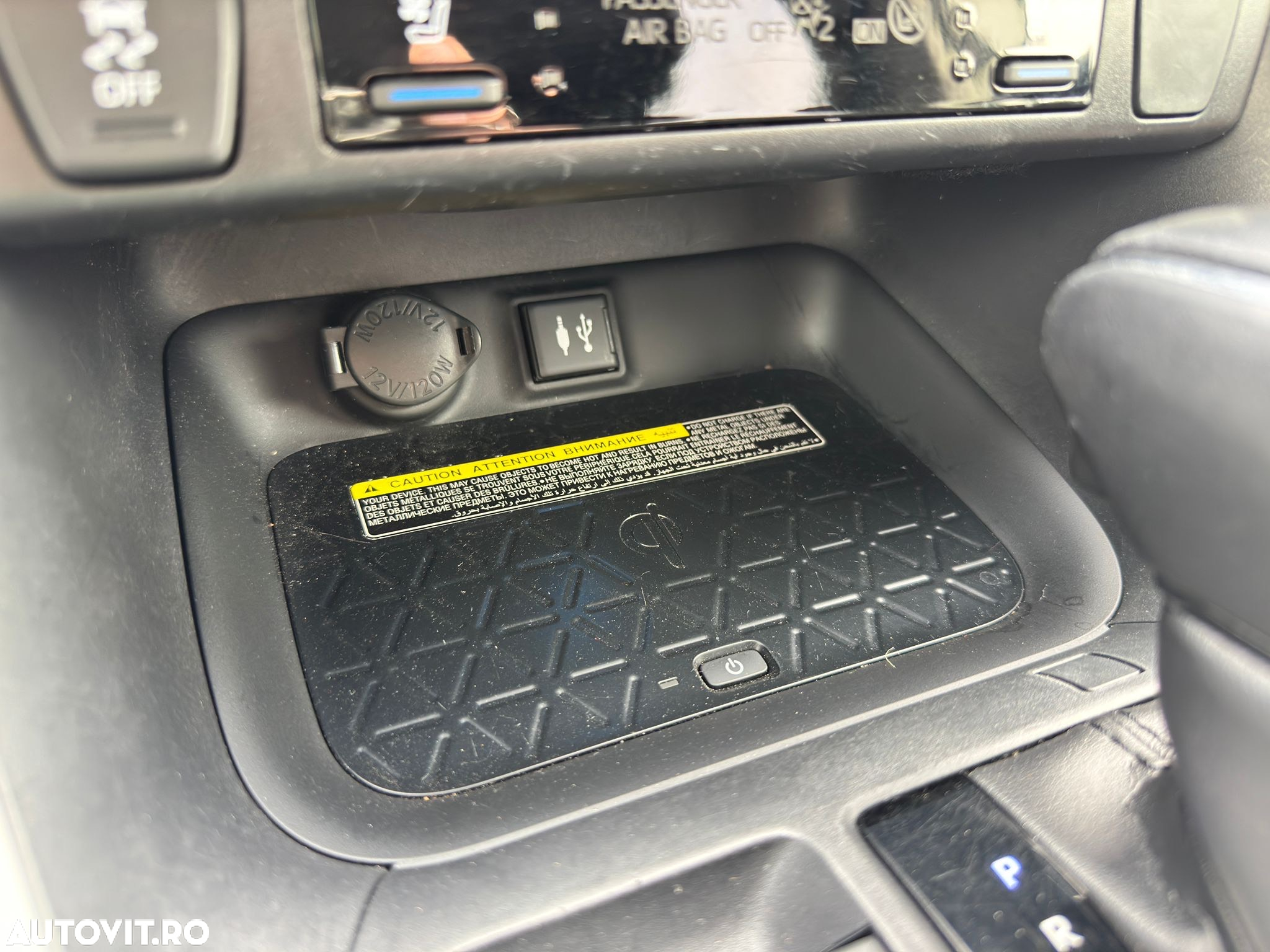 Toyota RAV4 2.5 Hybrid VVT-iE 4x4 Luxury Premium - 19
