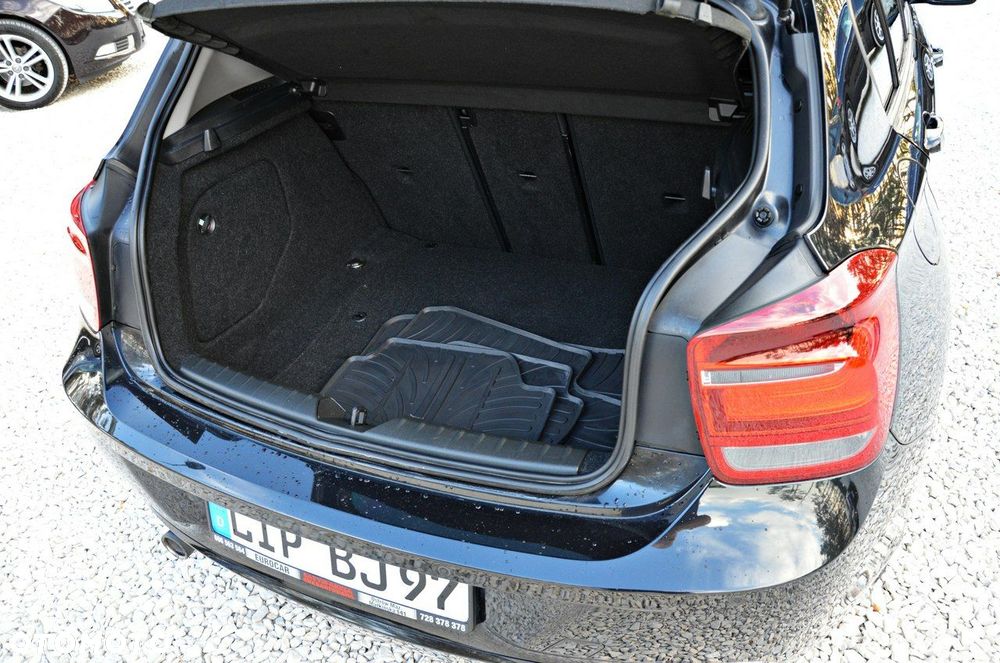 BMW Seria 1 - 32