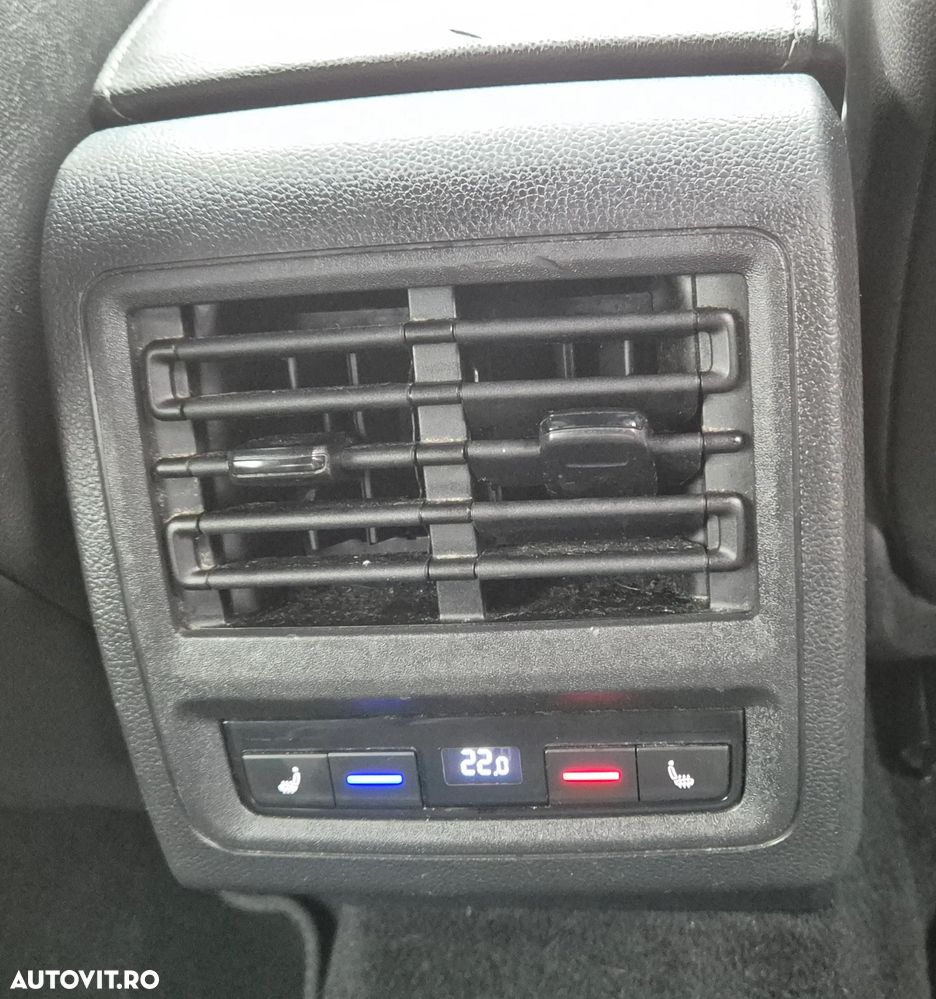 Volkswagen Golf 2.0 TDI SCR DSG GTD - 25