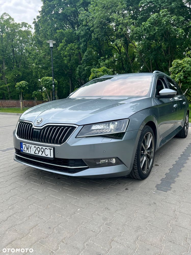 Skoda Superb 2.0 TDI Ambition - 2