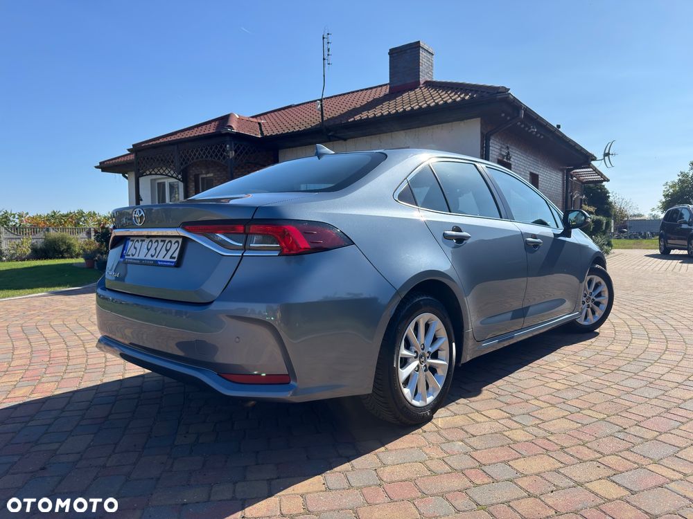 Toyota Corolla 1.6 Comfort - 8