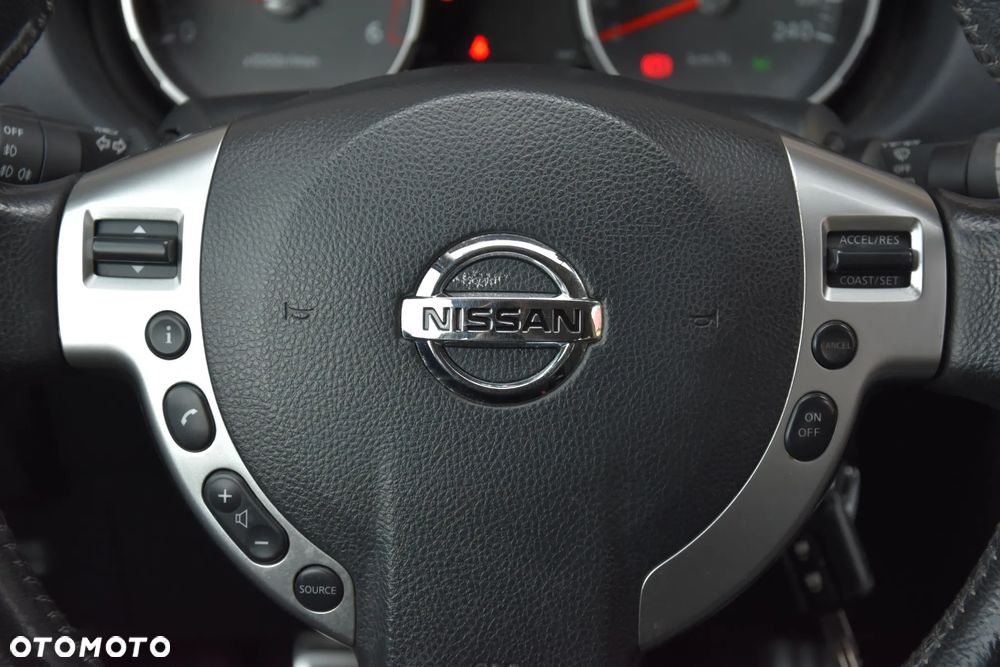 Nissan Qashqai 2.0 dCi 4x4 Tekna EU5 - 23