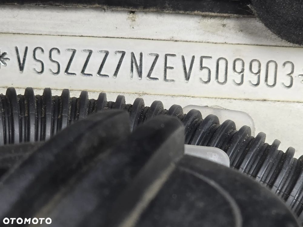 Seat Alhambra 2.0 TDI DPF Ecomotive - 38