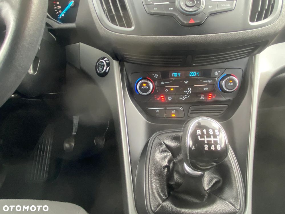 Ford Kuga 2.0 TDCi 4x4 Individual - 24