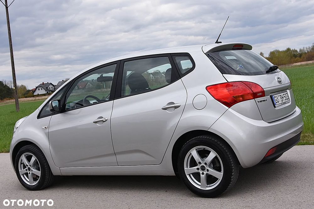 Kia Venga 1.6 M - 8