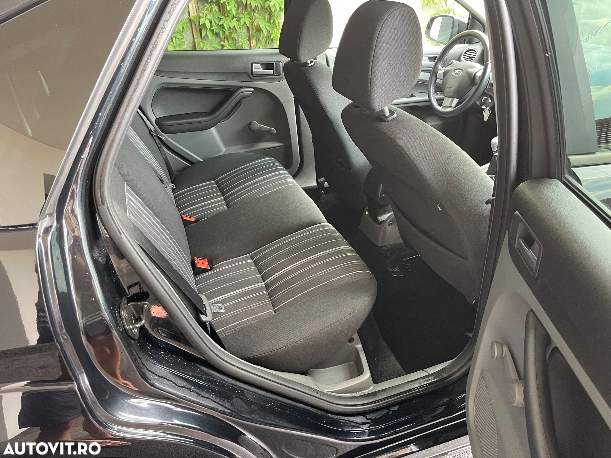 Ford Focus 1.6 TDCi DPF Concept - 10