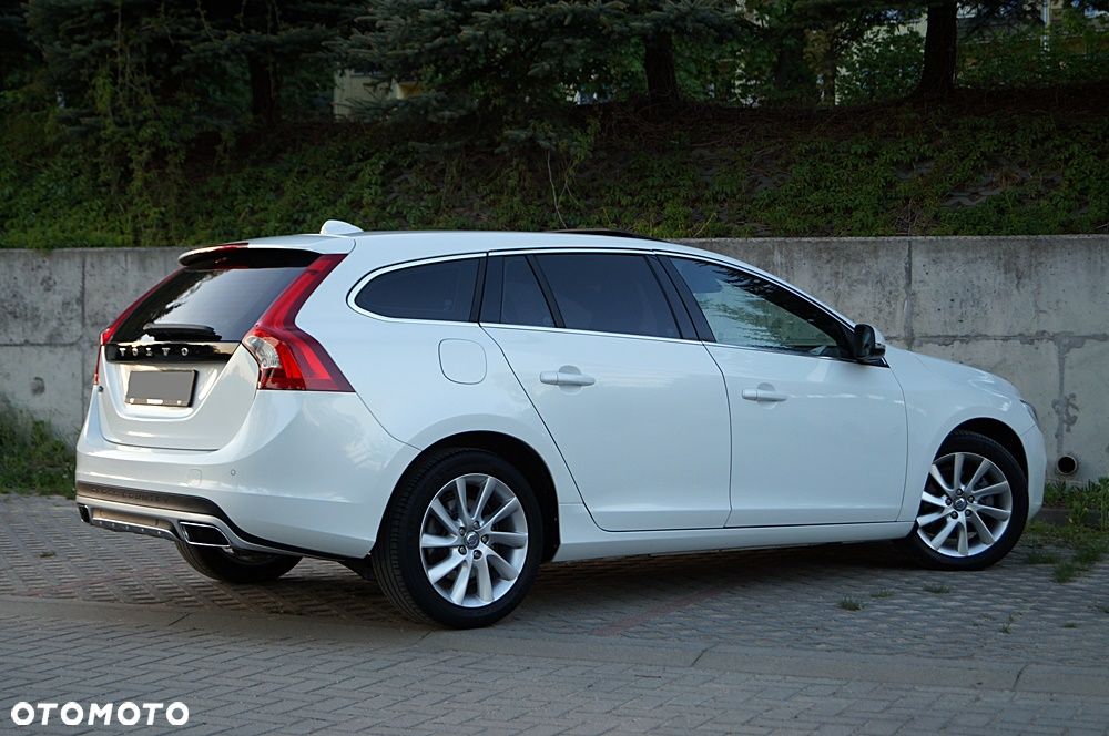 Volvo V60 D4 Edition Pro - 6