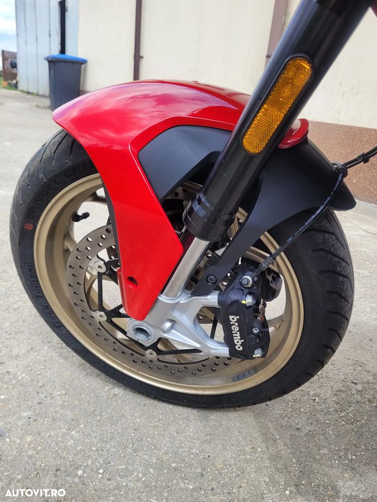 Moto Guzzi V 11 Sport Rosso Mandello - 14