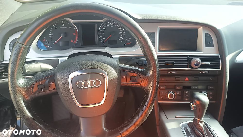 Audi A6 Allroad - 10