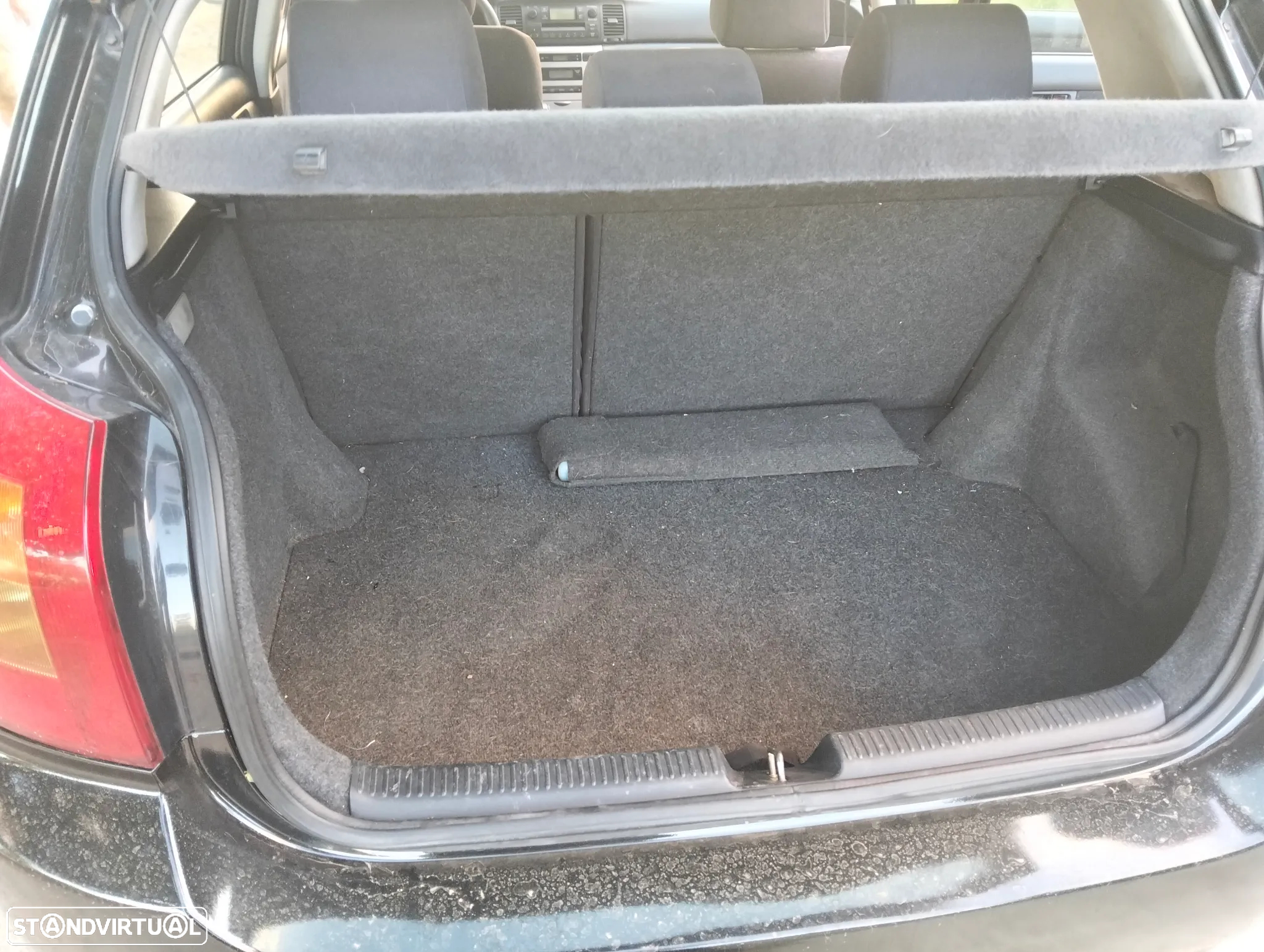 Toyota Corolla - 5