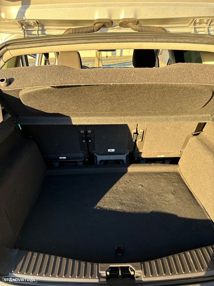 Ford C-Max - 11