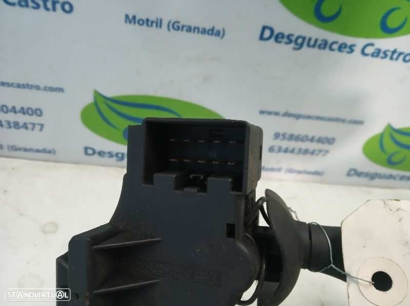 COMANDO LIMPA-VIDROS FORD MONDEO III SEDAN 2002 -1S7T17A553 - 2