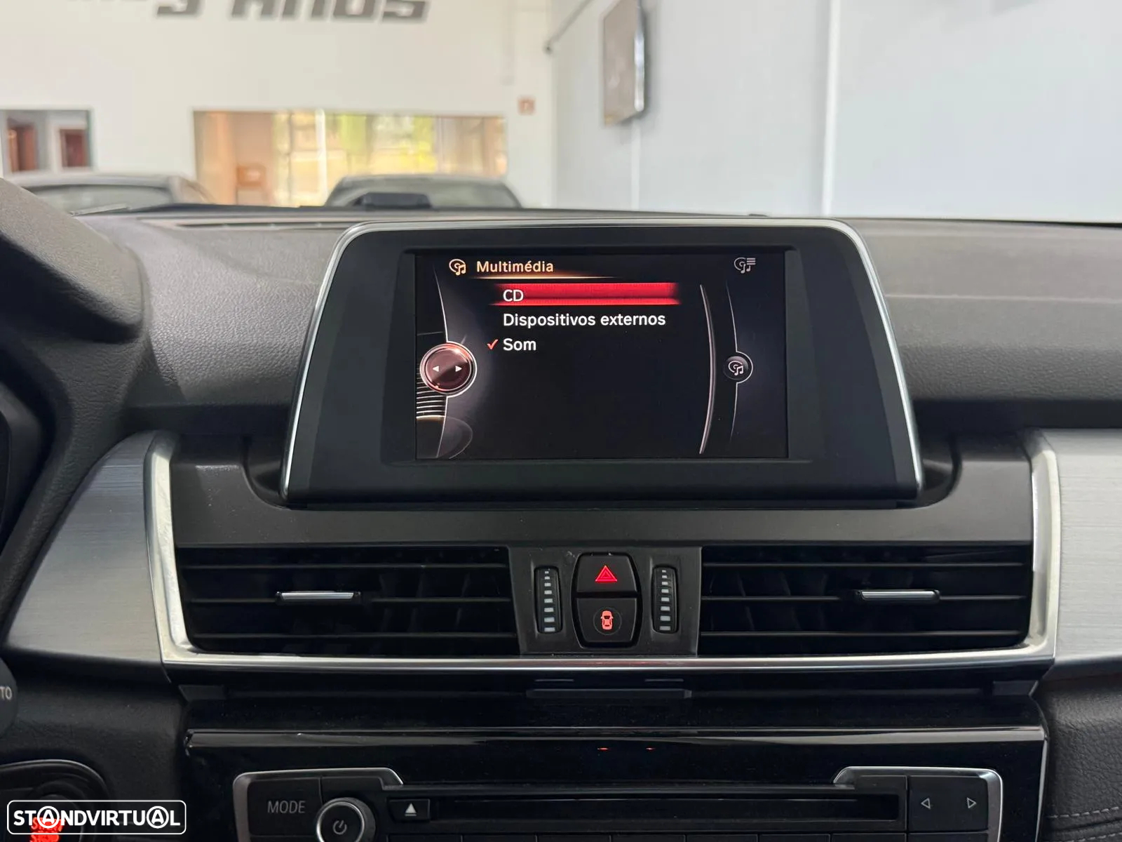 BMW 216 Gran Tourer d - 26