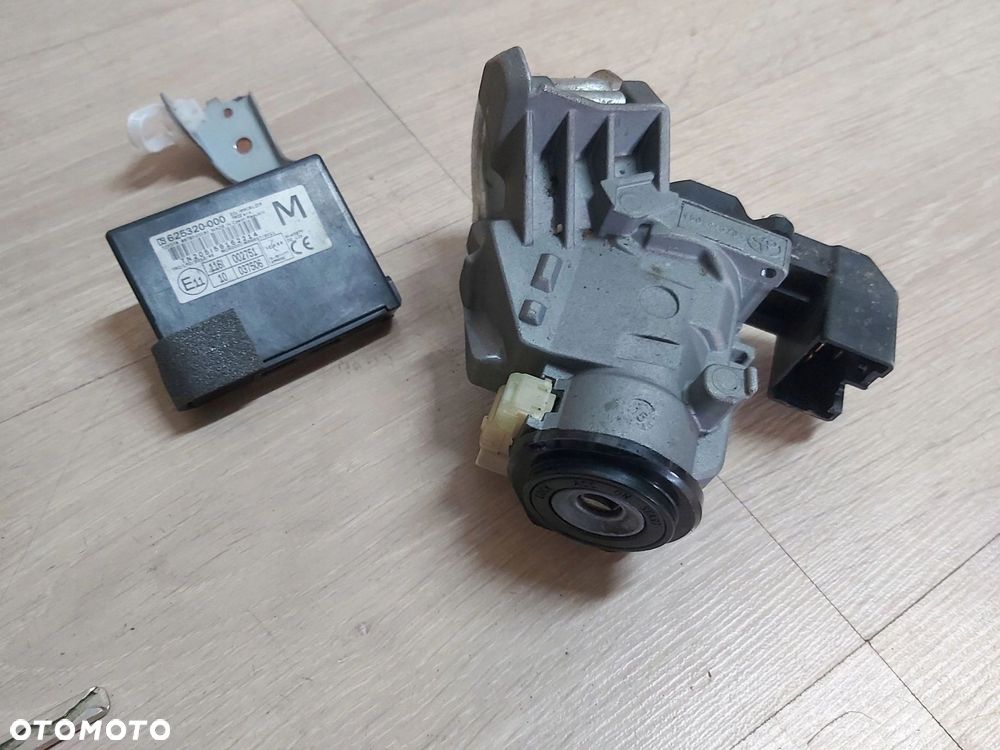Toyota Auris II 1,4 d4d Komputer zestaw odpalenia kluczyk stacyjka immo - 4