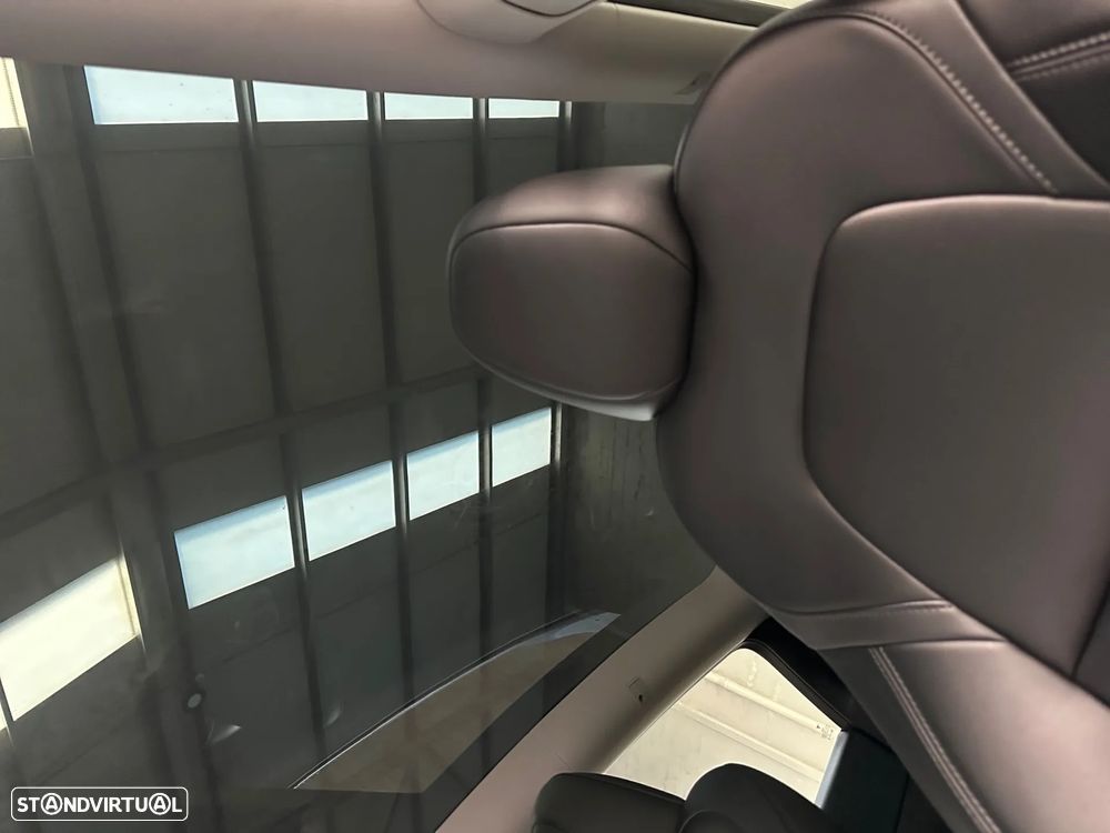 Tesla Model Y RWD - 16