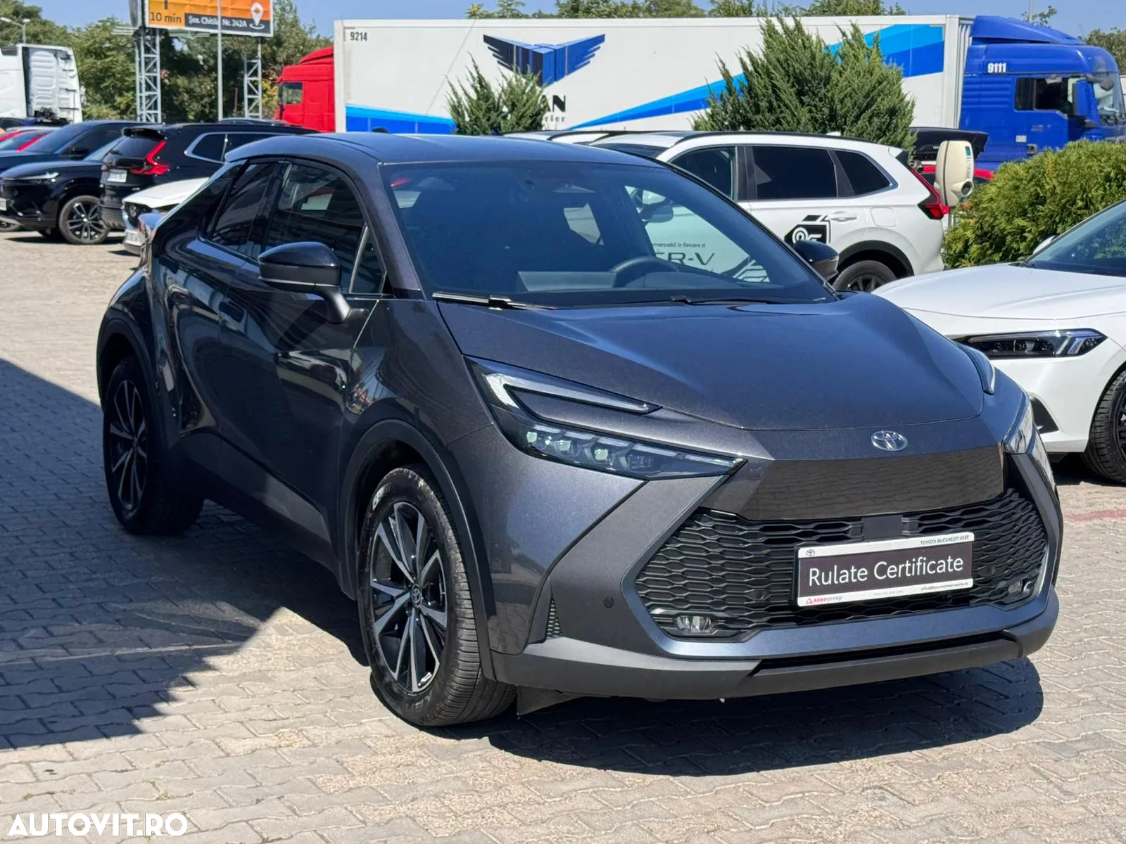 Toyota C-HR ver-1-8-hev-140-cp-4x2-cvt-dynamic - 4