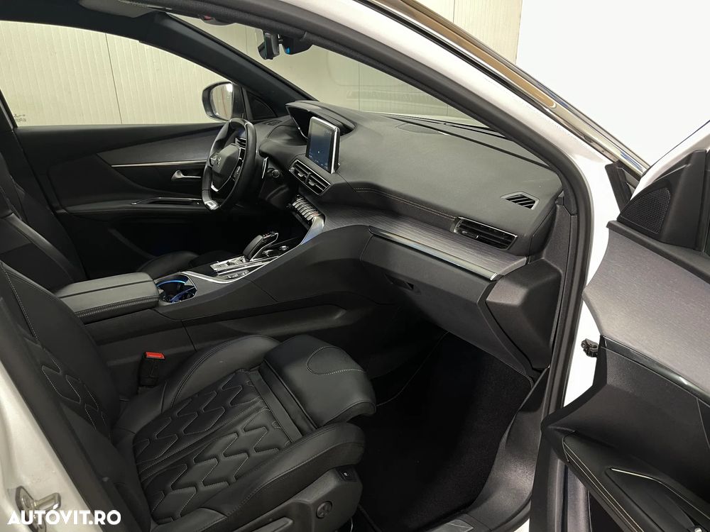 Peugeot 3008 225 e-EAT8 GT - 10