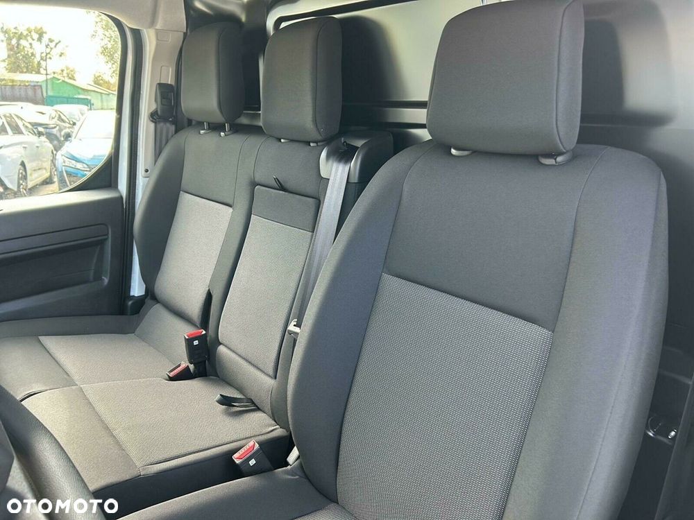 Opel Vivaro Furgon Extra Long 2.0d 144 KM MT6 - 19