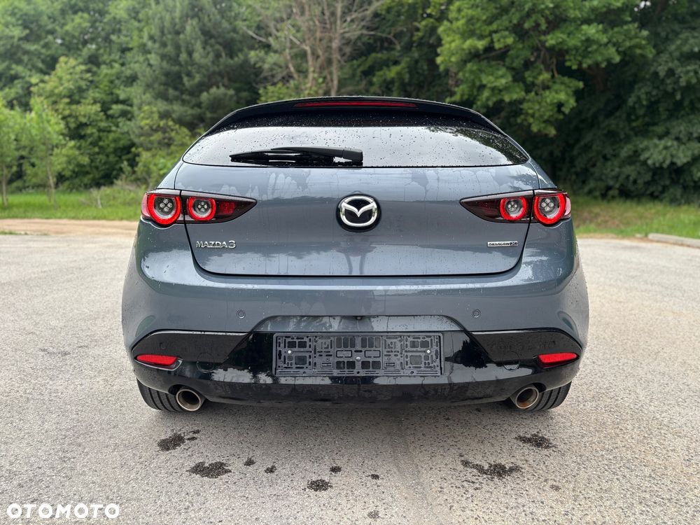Mazda 3 - 10
