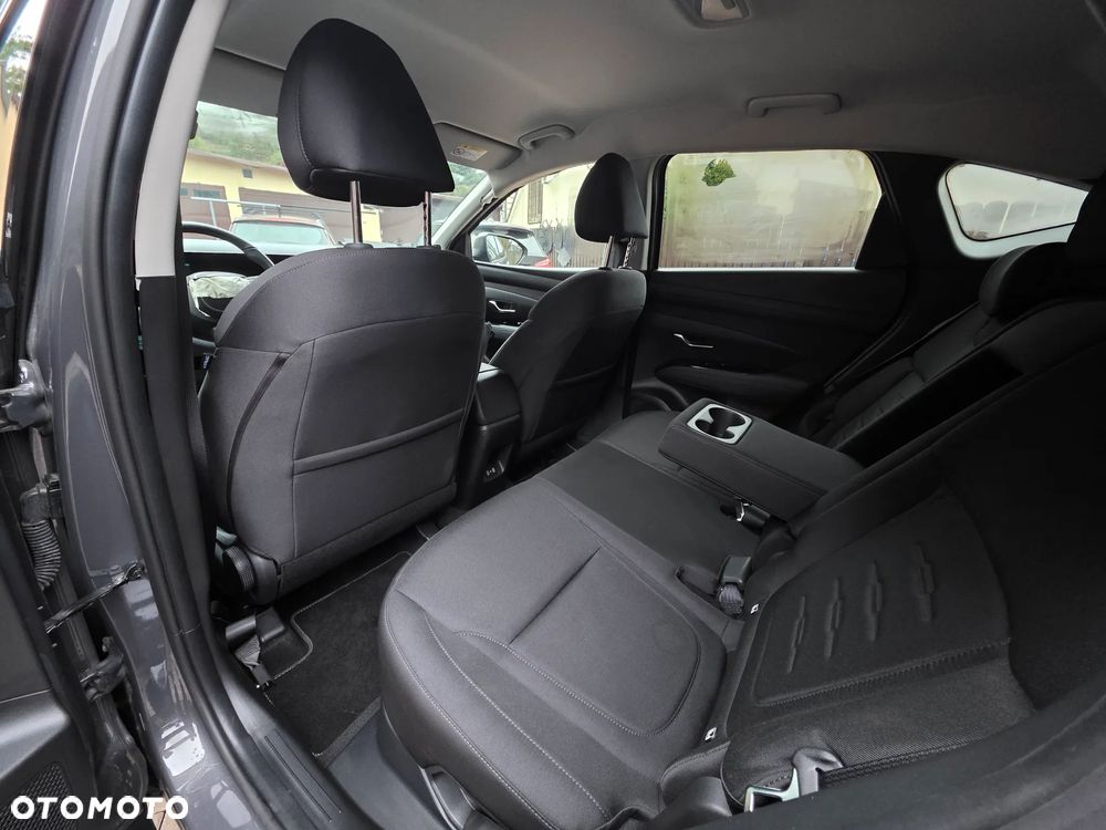 Hyundai Tucson 1.6 T-GDi HEV Smart 2WD - 23