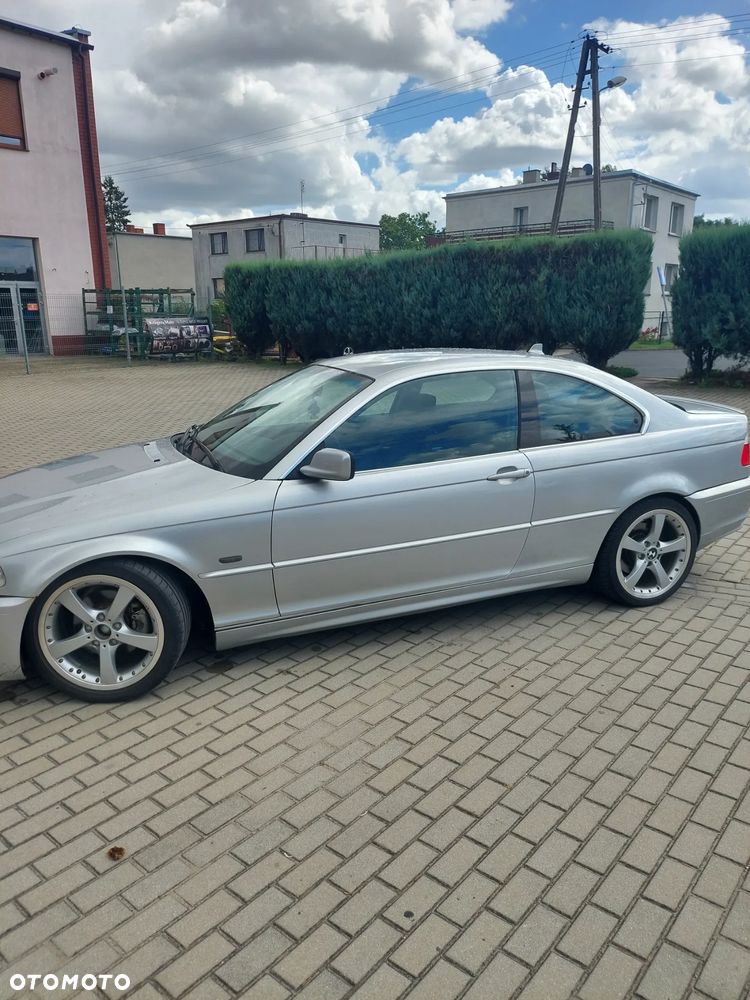 BMW Seria 3 325Ci - 22
