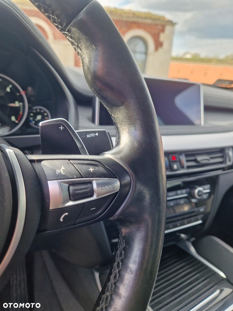 BMW X6 xDrive30d - 9