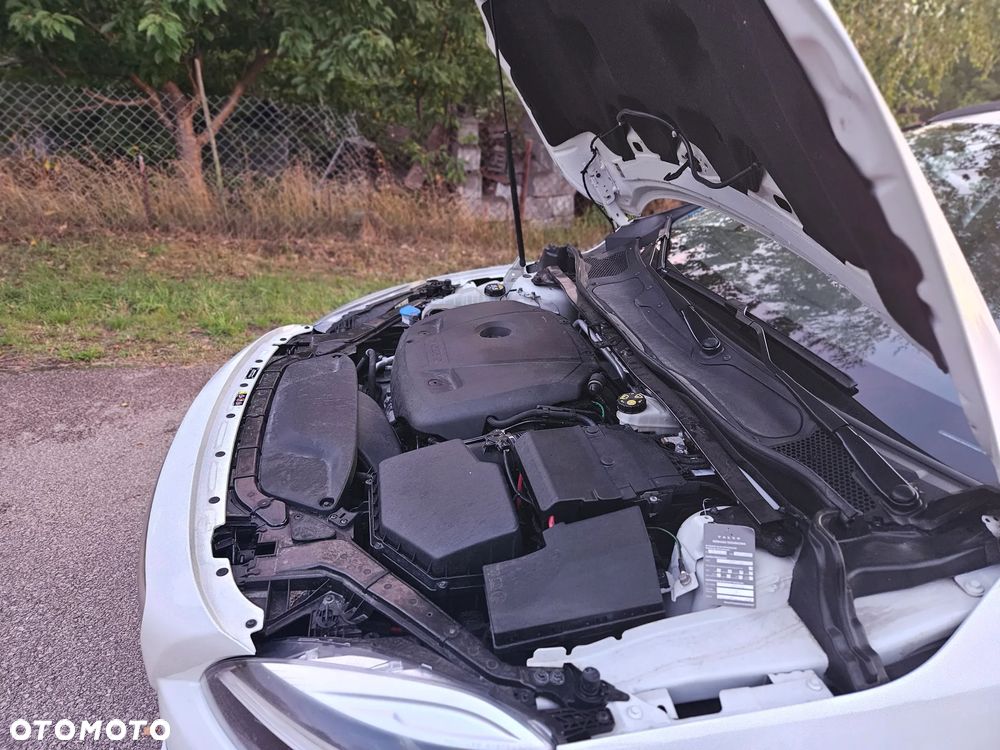 Volvo V40 Cross Country T4 Drive-E Kinetic - 25
