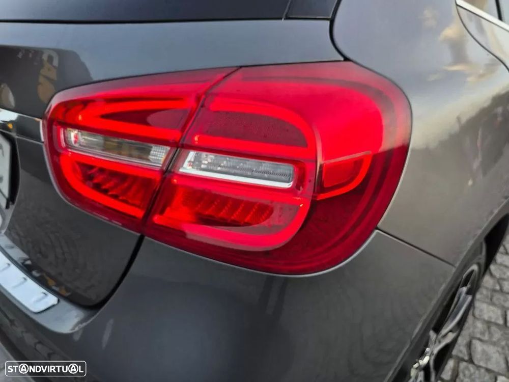 Mercedes-Benz GLA 200 - 18