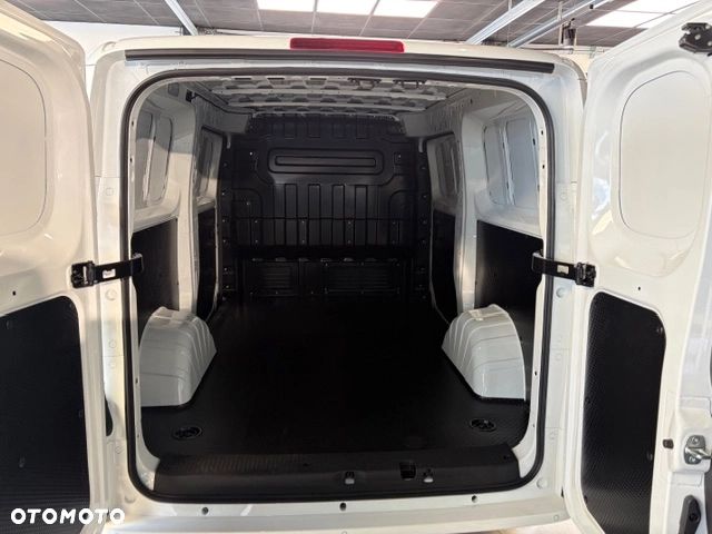 Maxus e-Deliver 5 - 2