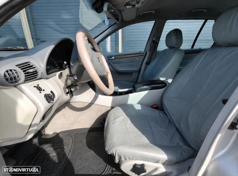 Mercedes-Benz C 220 CDi Avantgarde - 9