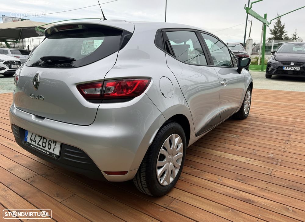 Renault Clio 1.5 dCi Zen - 9