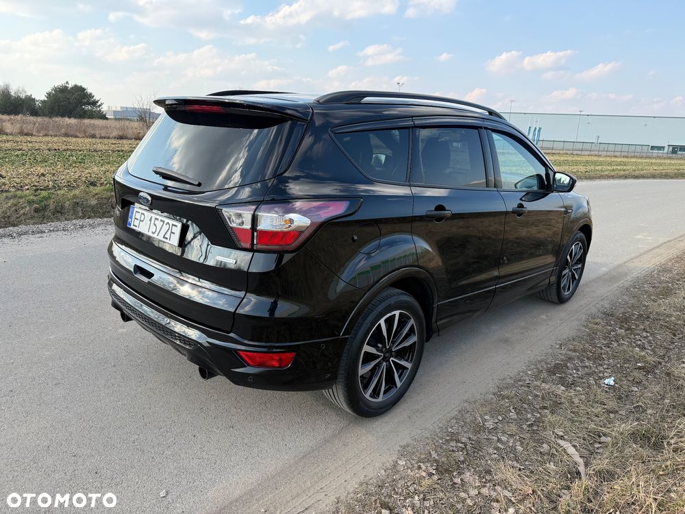 Ford Kuga 1.5 EcoBoost 2x4 ST-Line - 6