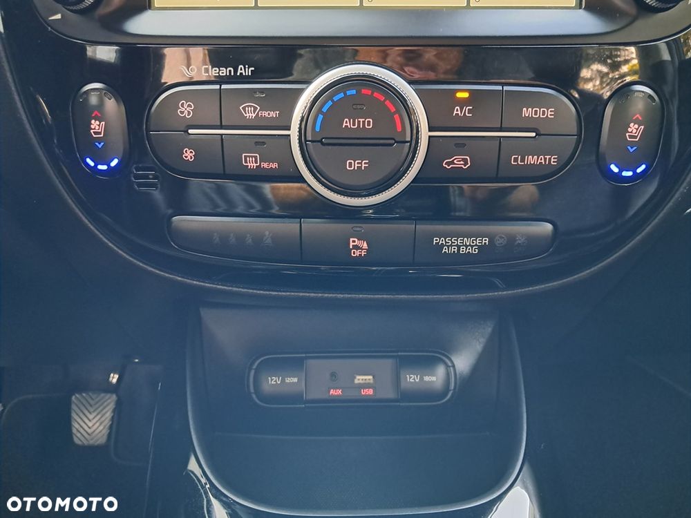 Kia Soul 1.6 CRDI Spirit - 23