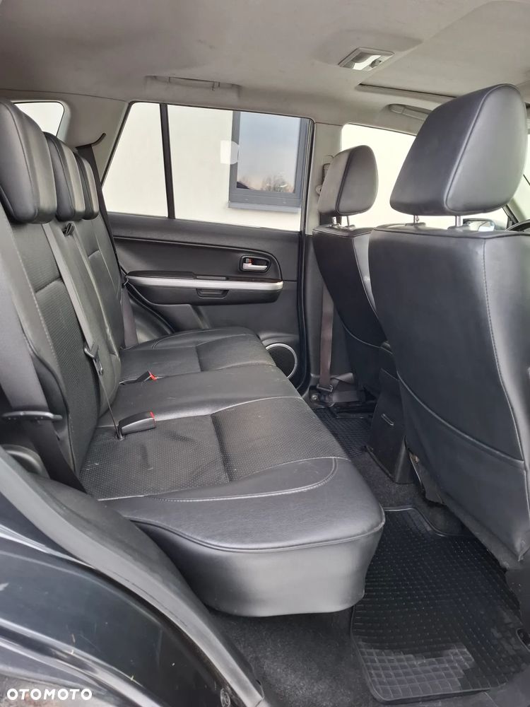 Suzuki Grand Vitara 2.0 De luxe - 10