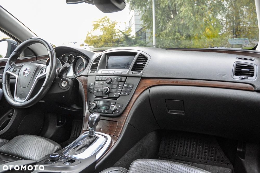 Opel Insignia - 10