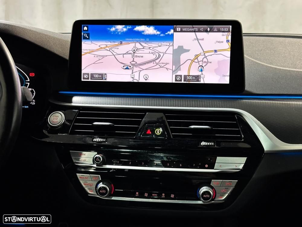 BMW 530 e Pack Desportivo M - 21