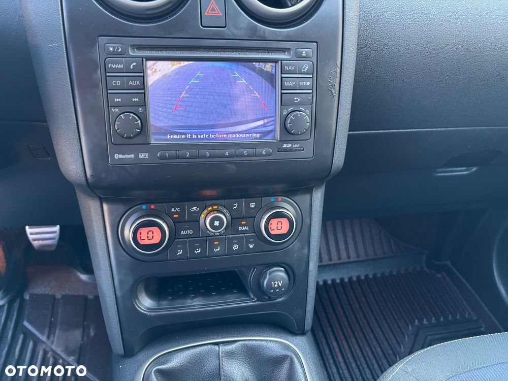 Nissan Qashqai 1.6 Tekna - 17