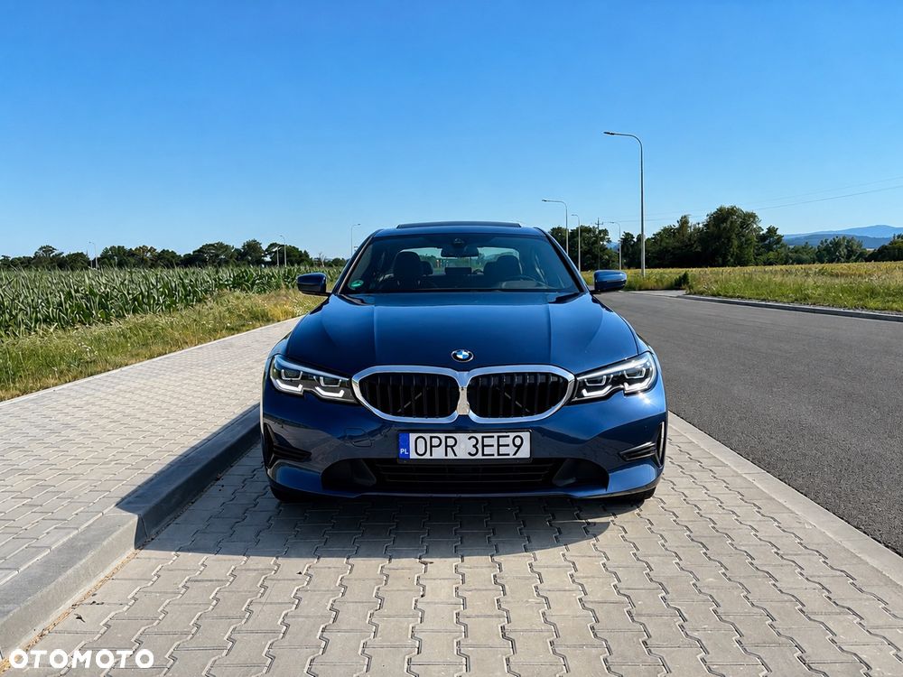 BMW Seria 3 330i xDrive - 3