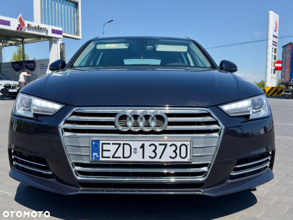 Audi A4 Avant 2.0 TDI - 9