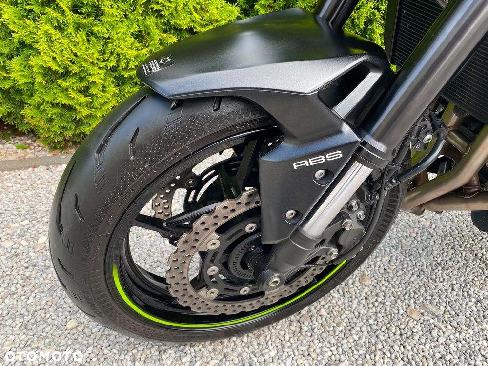 Kawasaki Z 900 - 27