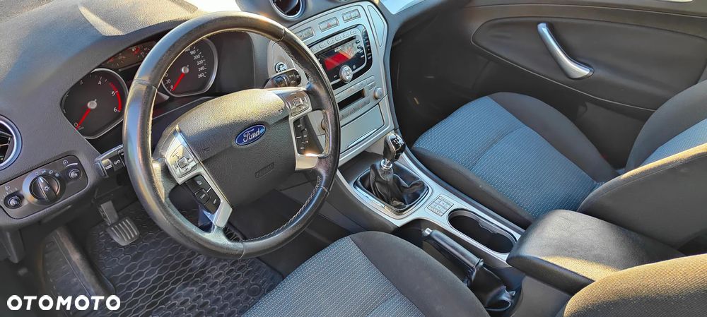 Ford Mondeo 2.0 TDCi Titanium - 17