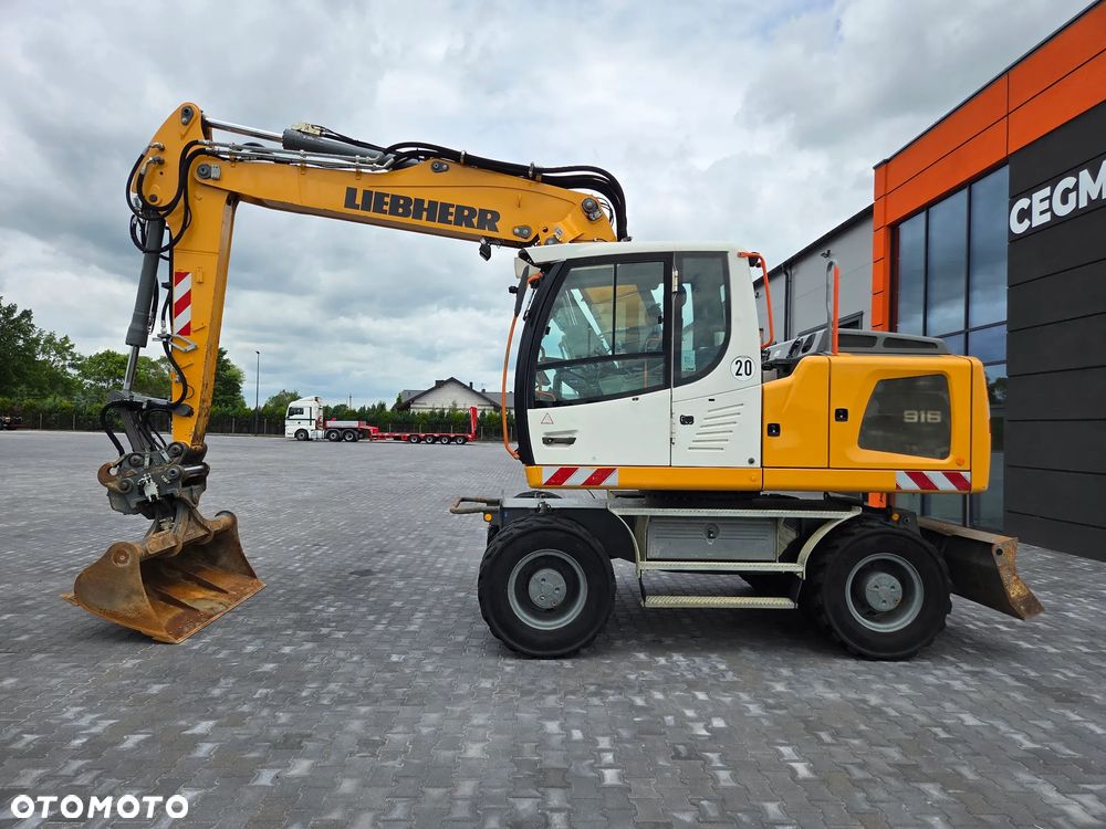 Liebherr A 916 / z Niemiec / - 2