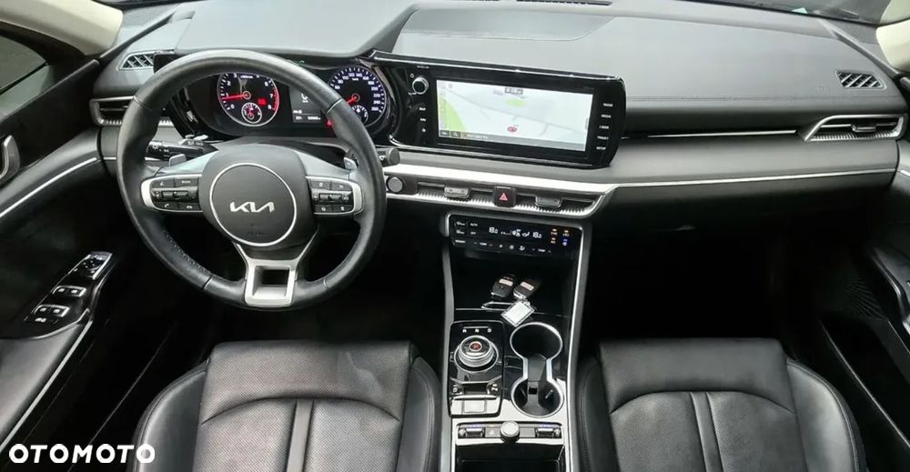 Kia K5 - 9